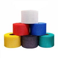 Mesh tape for vegg
